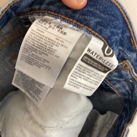 Levi's Wedgie Jeans Womens 28 x 26 Medium Blue Icon Fit High Rise Ankle Crop - Picture 12 of 15